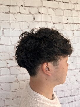 キーマン(KEYMAN) 外国人風マッシュパーマ