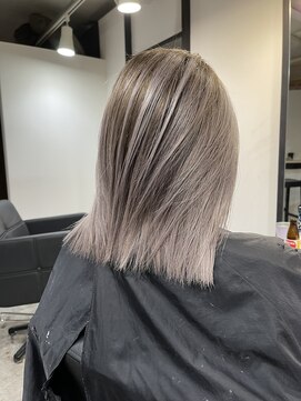 ラフ 難波店(LAFF) #黒髪#ボブルフ#ネビージュ#小顔#ワンレン