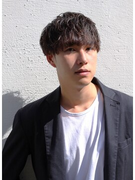 ノイセル 心斎橋(Noisyle) 前下がりマッシュパーマ