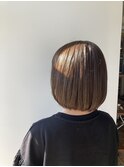 オリーブグレージュ