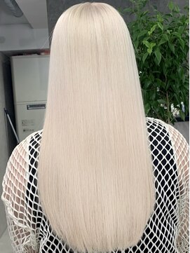 ロウル 渋谷(LOWRL) ホワイトブロンド/ブリーチ/ダブルカラー