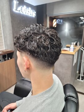 ロワジール 松戸店(Loisirs) スキンフェード×ニュアンスパーマ