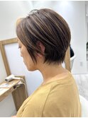 40代50代小顔◎白髪ぼかしハイライト×ひし形ショート