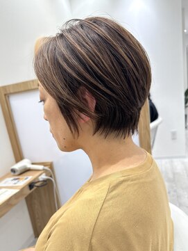 アドラーブル ココロ 新潟(adorable CoCoLo) 30代40代髪質改善ハイライトカラー透明感ボブ夏カラー秋カラー