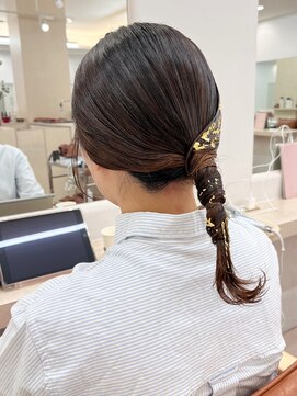 ガーデンヨコハマ(GARDEN YOKOHAMA) 【阿久津】タイトアレンジ　りぼんアレンジ　金箔ヘアセット