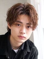 フィフス トウキョウ (fifth TOKYO)&nbsp;緩めルーズパーマ韓国風シャドウパーマ刈り上げマッシュショート