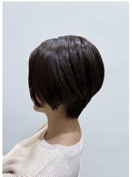 ブロッサム 東久留米店(Blossom) 大人ショート◎小顔似合わせ絶壁解消30代40代50代