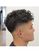 ザ クラブ オオサカ バーバーショップ(THE CLUB OSAKA BARBERSHOP)&nbsp;スペインカール