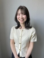 プタリ(putari)&nbsp;ミディアムくびれヘア×オリーブベージュ