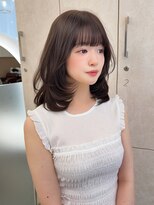 ネモネ バイ ミリー 梅田茶屋町(nemone by milly)&nbsp;【梅田茶屋町】レイヤーカット×内巻き