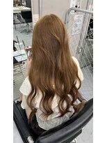 サロンティティ(salon titi) ブリーチ無しダブルカラー。明るめベージュ