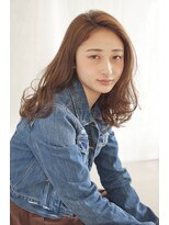 ディフィーノ 青山(DIFINO)&nbsp;ラフでやわらかい質感のウェーブが魅力的なラフウェーブミディ♪