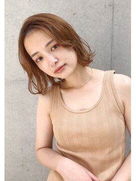 サンク 原宿 表参道(cinq) ベージュ　外ハネボブ