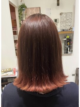 アンリ(anri) 毛先ブリーチで可愛く♪