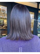 アイフィール アヴェダ 瑞江店(i feel AVEDA)&nbsp;【藤田】切りっぱなしボブ×ブリーチありラベンダーグレージュ