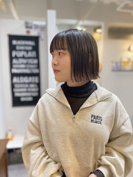 アンドチル 渋谷(AND CHILL) ぱつっとミニボブ/外ハネ/切りっぱなしボブ 渋谷