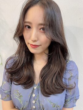 レイラバイアフロート 吉祥寺(Lila by afloat) プリカールでふんわりレイヤーカットくすみブルー【小笠原】