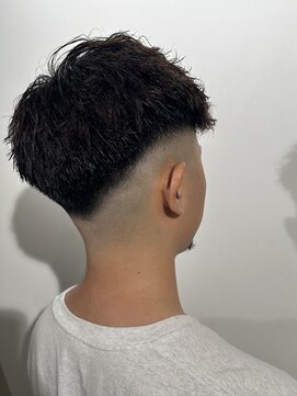 ザ オーダー(THE ORDER) フェードカットスパイキーショートツイストスパイラルパーマ