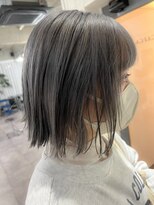 カフカ(CAFCA)&nbsp;切りっぱなしボブ/シルバーグレージュ