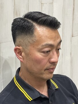 ヨシザワインク プレミアム 横浜 桜木町店(YOSHIZAWA Inc. PREMIUM) アップバングスキンフード