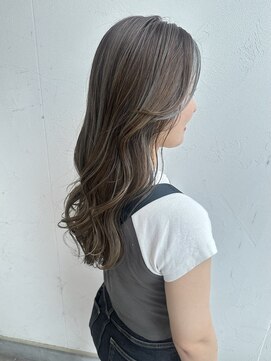 ジュエ ヘアー デザイン(Jue hair design) ハイライトたっぷりのオリーブベージュカラー