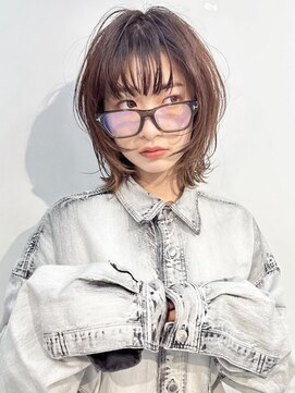 ヴェイン 渋谷(vain) 顔周りレイヤー ウルフレイヤー 外ハネボブ 小顔カット