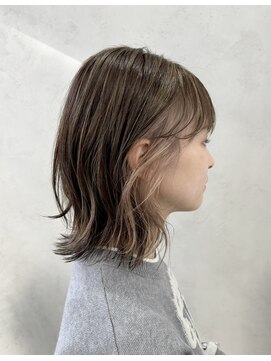 ファン(FUN) インナーカラー/ケアブリーチ/ピンクベージュ/柏