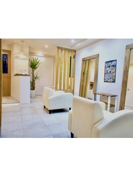 【自分だけの隠れ家で、心と髪に贅沢な休息】落ち着いて寛げる大人のプライベートサロン[麻布十番]