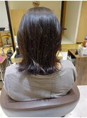 外ハネ切りっぱなしボブ