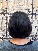 ショートボブ