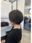 ショートボブ　シークレットハイライト　オリーブ　30代40代