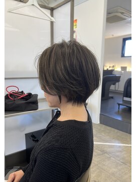 スクエアペア(SQUARE PAIR) ショートボブ シークレットハイライト オリーブ 30代40代