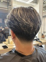 MEN'S Lia メンズ 八尾 パーマ 【メンズ リア】 テーパーフェード×ニュアンスパーマ