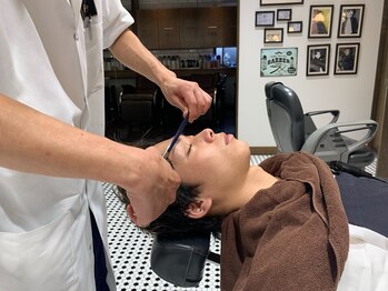 ブリランチン アイチダイガクマエ(Brilliantine Aichidaigakumae)の写真/《豊橋/メンズ人気NO.1》第一印象UP！カッコいい男こそ眉毛ケアやシェービングで身だしなみまで気をつかう!