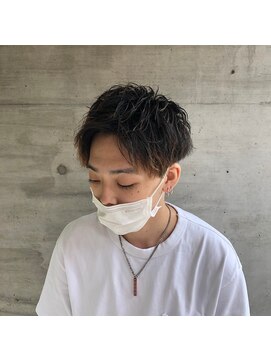 アッシュタカサキ(ash takasaki) 束感×ツーブロック×ネープレスショート