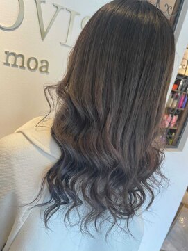 ラビスモア(Lovis moa) 魅力倍増カール/セミディ/シアーカラー/ダークアッシュ/姫カット