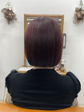 ルチナ 秦野(Lucina) ボブ/内巻きボブ/丸みボブ/ピンク/ダブルカラー