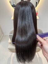 シダ(sida SAIIN)&nbsp;【sida 池村】ウルツヤ髪