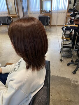 髪質改善専門店クリスプ ミディアムウルフ