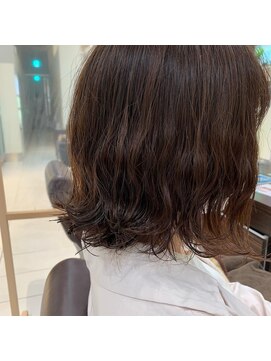 美容室ヒラトヤ 都南店 小顔レイヤーカットゆるふわニュアンスパーマ20代30代40代