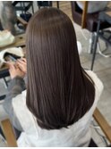 ブラウンカラー ショコラブラウン ストレートヘア レイヤー 美髪