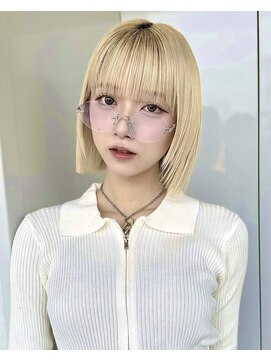 ホロ(hollo) 切りっぱなし_タッセルボブ_ミニボブ_レイヤーボブ_原宿ボブ