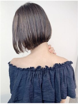 アミ(Ammi) ◆ショート/ボブ/レイヤー/イルミナカラー/髪質改善/縮毛矯正