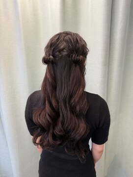 マーズ(Hair&Make Mars+) ハーフツインアレンジ