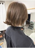 ミルクティベージュ