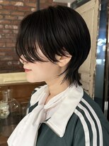 ボコカ(bococa)&nbsp;大人女性ハンサムショートマッシュウルフ黒髪ショート
