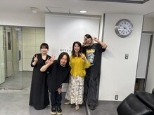 サロン ド シュウの雰囲気（長門さんチームから技術を学んでいます！感動体験を是非！）