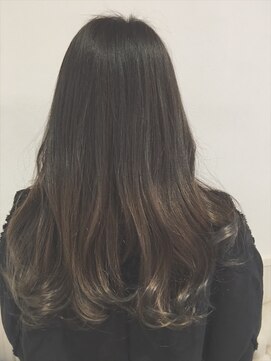 ネオリーブエム(Neolive em;) neolive em  ダークトーングラデーション☆