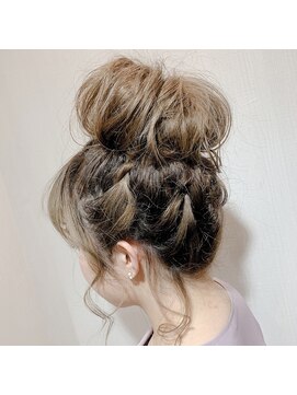 ビレット(BILLET) お団子アレンジスタイル