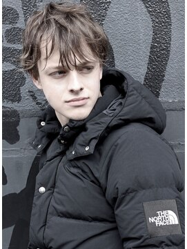 ジジバイワースホワイル(jiji by WORTH WHILE) ウィリアム・フランクリン・ミラー くせ毛風ダウンショート